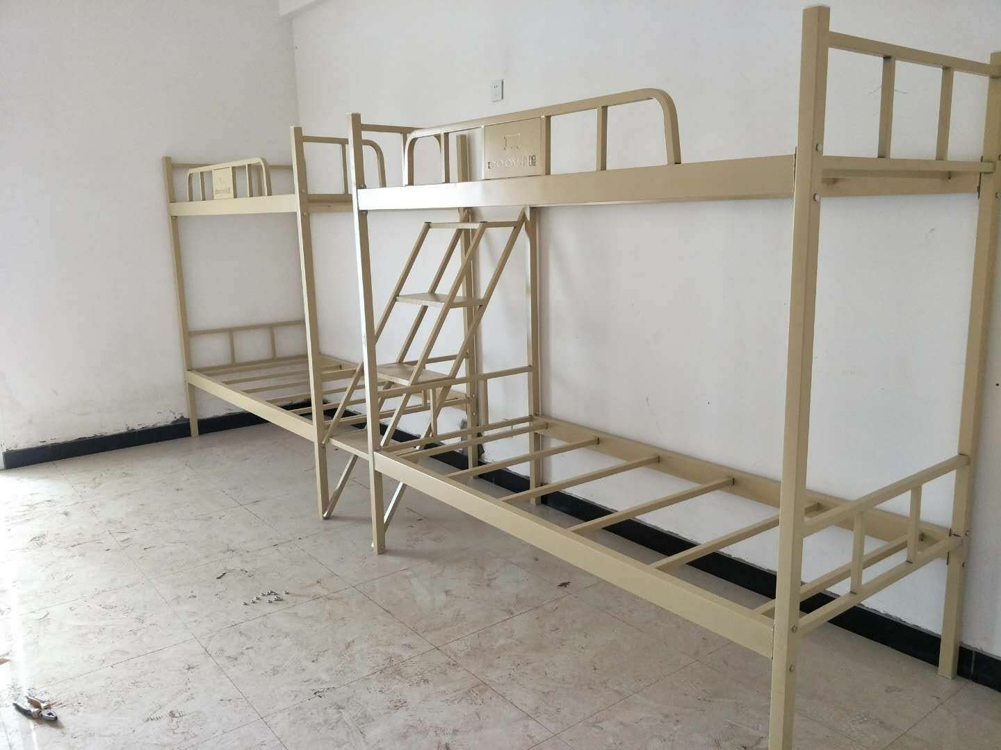 重庆钢架双层床高低床厂家供应